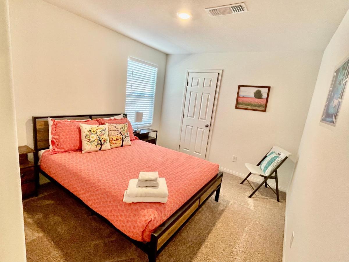 Spacious House, 5 Bedrooms, Sleeps 12, Near Las Vegas Strip And Airport Eksteriør bilde